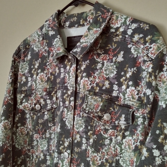 Lucky Brand The Tomboy Trucker Jacket - Picture 2 of 9